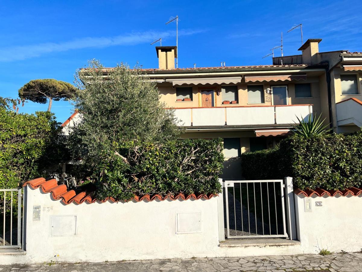 Appartamento Da Matteo 2 Tirrenia Luaran gambar